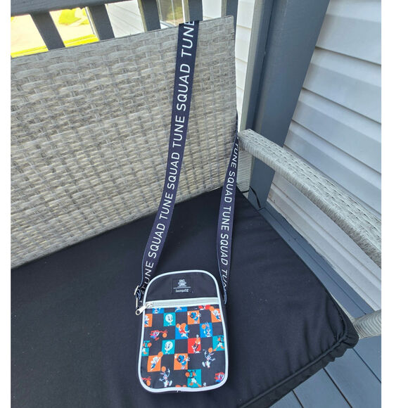 Loungefly Space Jam Crossbody Bag Looney Tunes Checkered Tune Squad - Picture 1 of 9